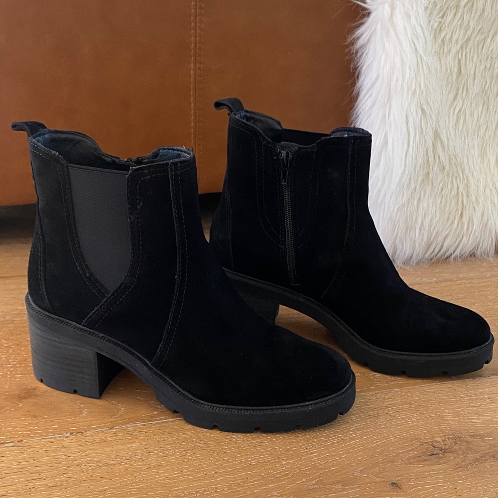 LUCKY BRAND “SODETI” Boot (8.5) like new, worn once!